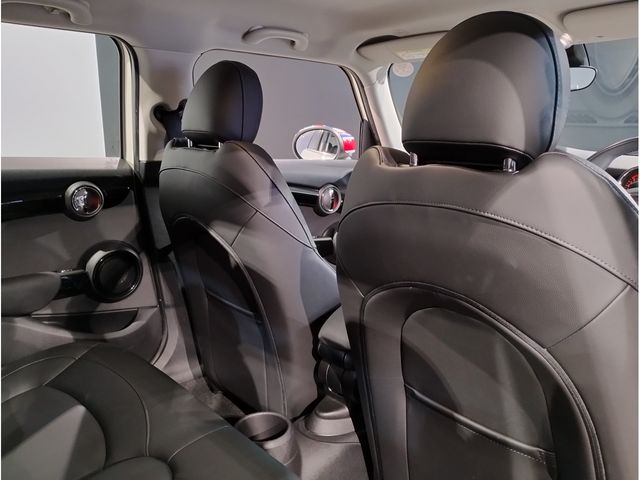 BMW MINI COOPER 5DOOR 2021 Image 31