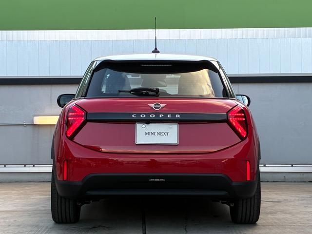 BMW MINI COOPER 5DOOR 2025 Image 31