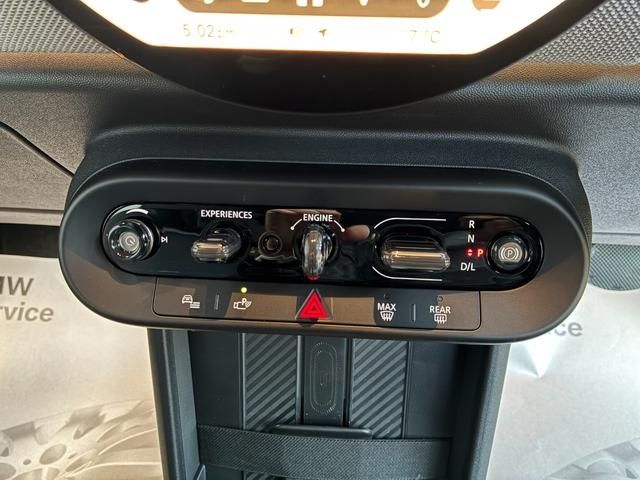 BMW MINI COOPER 5DOOR 2025 Image 31