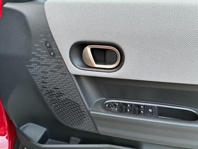 BMW MINI COOPER 5DOOR 2025 Image 31