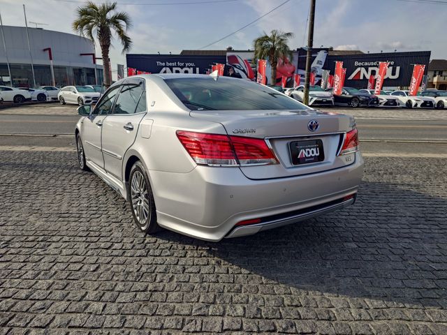 TOYOTA CROWN MAJESTA HYBRID 2018 Image 31