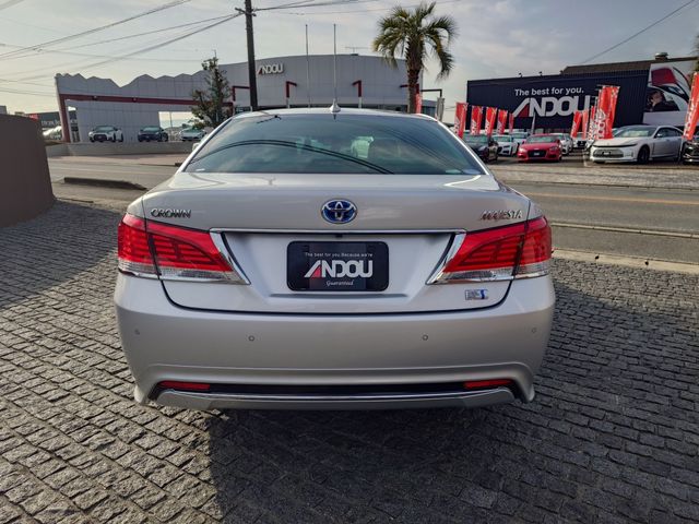 TOYOTA CROWN MAJESTA HYBRID 2018 Image 31
