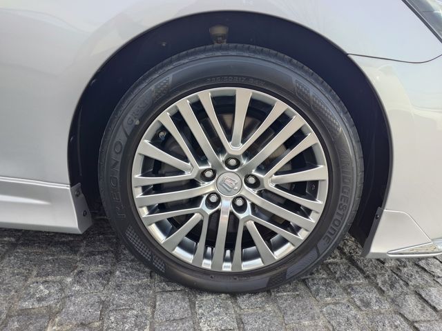 TOYOTA CROWN MAJESTA HYBRID 2018 Image 31