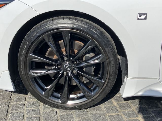 TOYOTA LEXUS IS300H 2024 Image 31