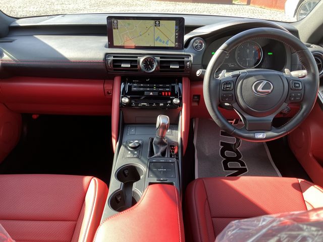 TOYOTA LEXUS IS300H 2024 Image 31