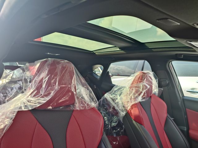 TOYOTA LEXUS NX350H 2023 Image 31