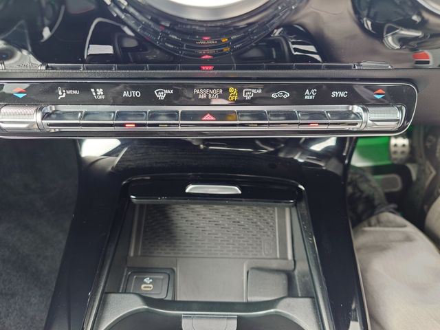 MERCEDES BENZ CLA SH 2024 Image 31