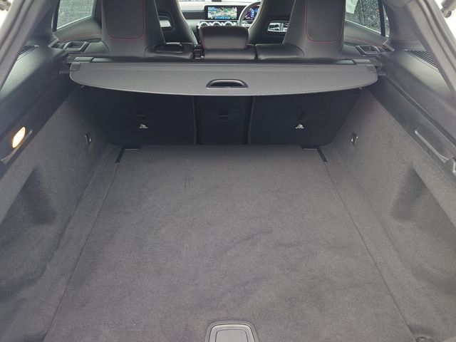 MERCEDES BENZ CLA SH 2024 Image 31