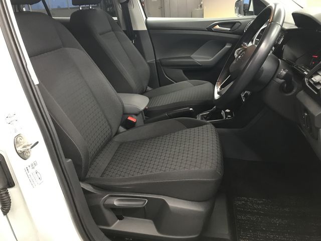 VOLKSWAGEN T-CROSS 2020 Image 31