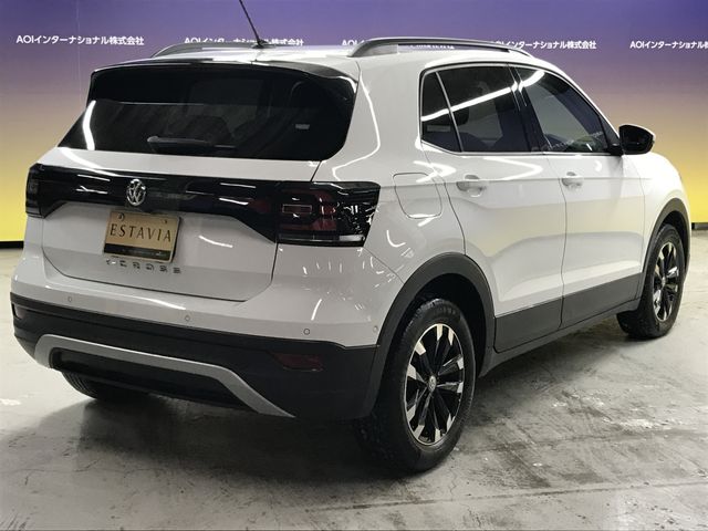 VOLKSWAGEN T-CROSS 2020 Image 31