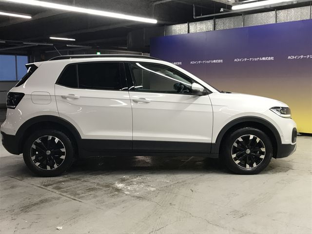 VOLKSWAGEN T-CROSS 2020 Image 31