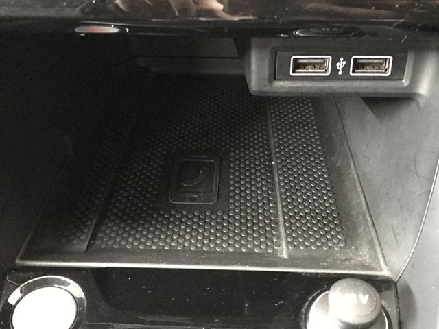 VOLKSWAGEN T-CROSS 2020 Image 31