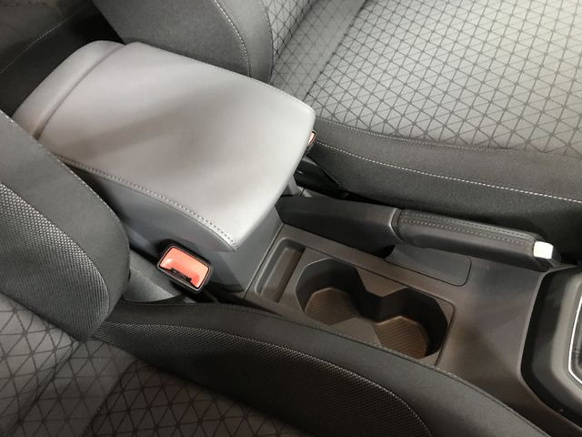 VOLKSWAGEN T-CROSS 2020 Image 31