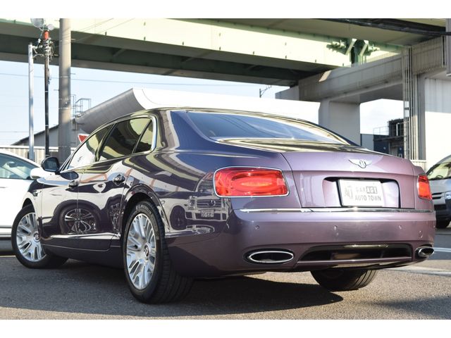 BENTLEY BENTLEY 2016 Image 31