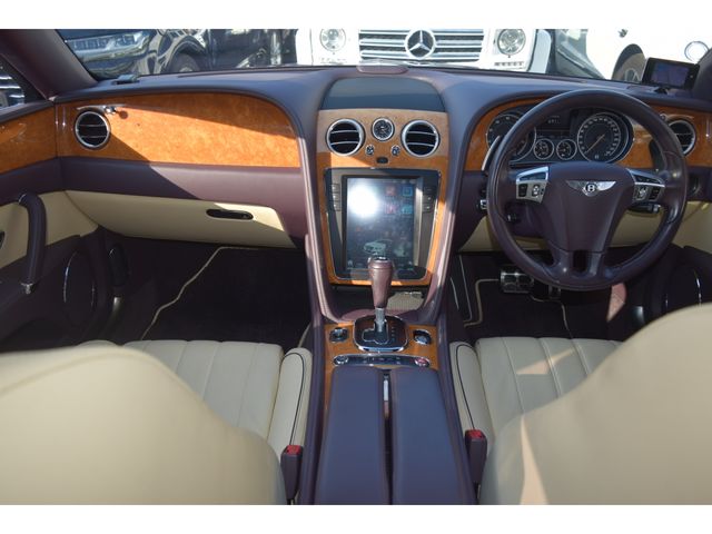BENTLEY BENTLEY 2016 Image 31