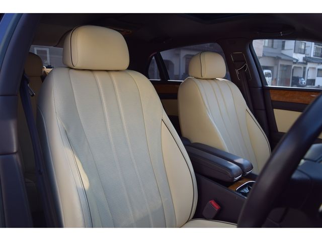 BENTLEY BENTLEY 2016 Image 31