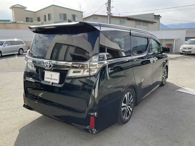 TOYOTA VELLFIRE 2018 Image 31
