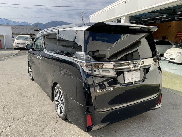 TOYOTA VELLFIRE 2018 Image 31