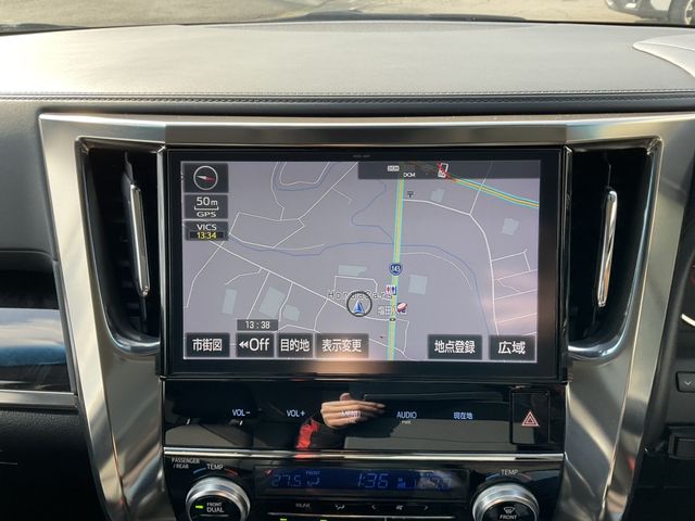 TOYOTA VELLFIRE 2018 Image 31