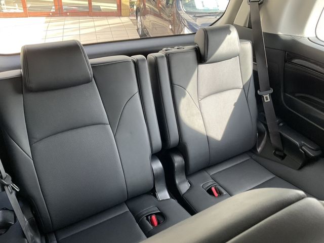 TOYOTA VELLFIRE 2018 Image 31