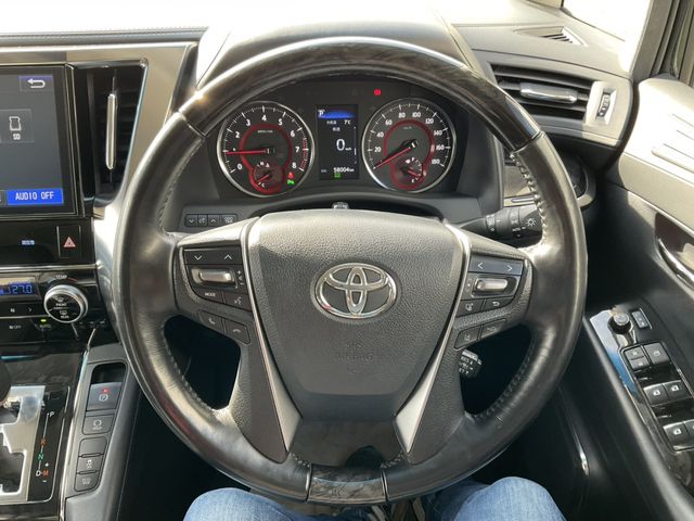 TOYOTA VELLFIRE 2018 Image 31
