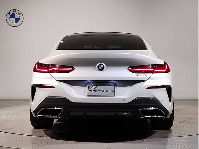 BMW 8SERIES GRAN COU 2024 Image 31