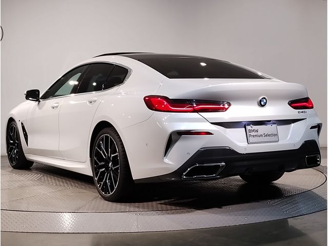 BMW 8SERIES GRAN COU 2024 Image 31