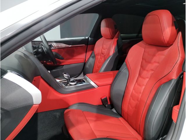 BMW 8SERIES GRAN COU 2024 Image 31