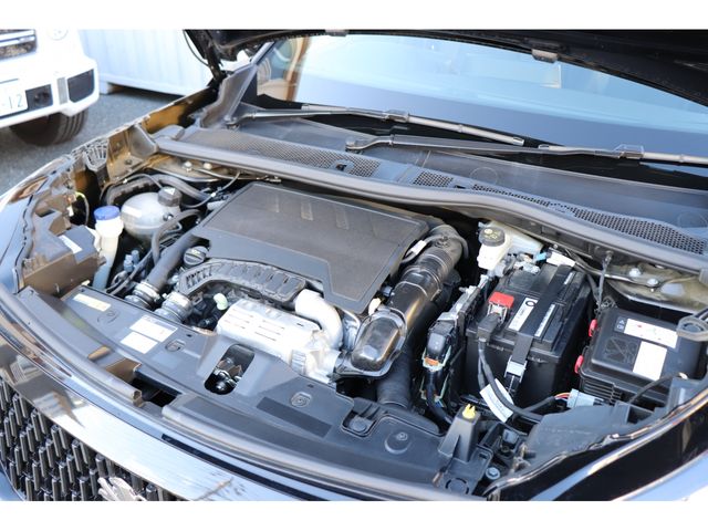 PEUGEOT 2008 2023 Image 31