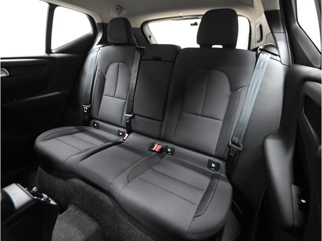 VOLVO XC40 2020 Image 31