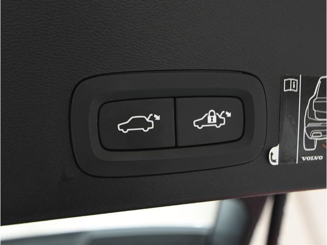 VOLVO XC40 2020 Image 31