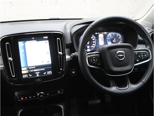 VOLVO XC40 2020 Image 31