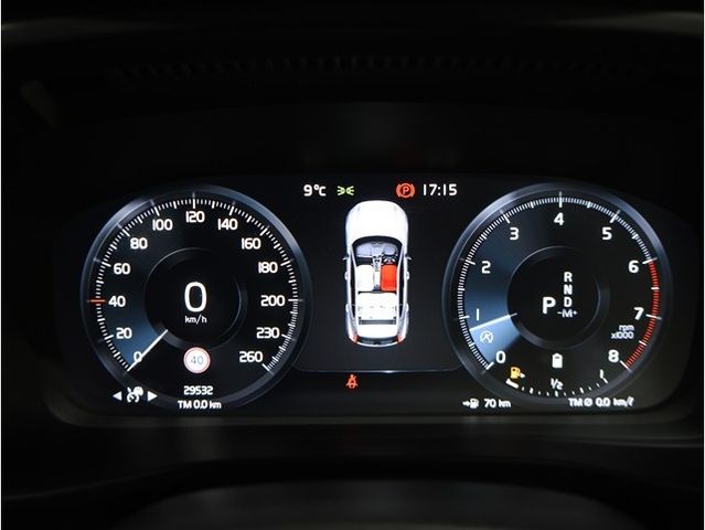 VOLVO XC40 2020 Image 31