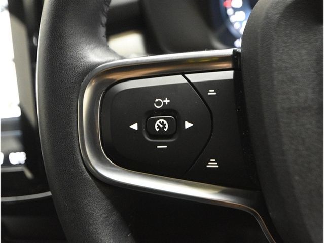 VOLVO XC40 2020 Image 31