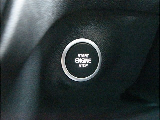 VOLVO XC40 2020 Image 31