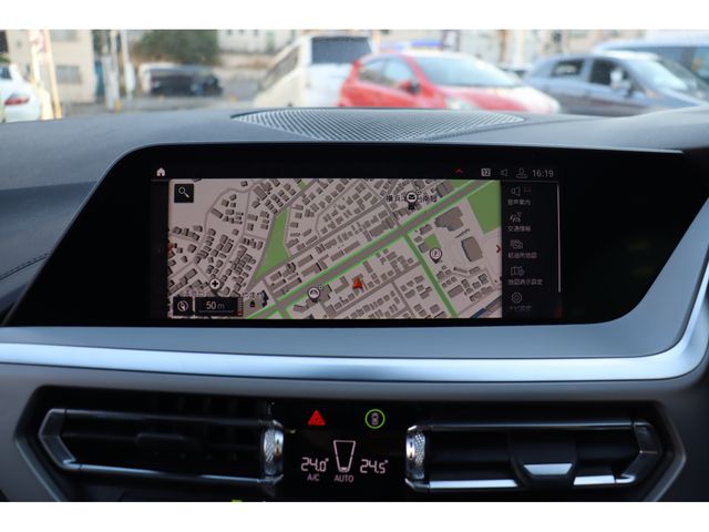 BMW Z4 2019 Image 31