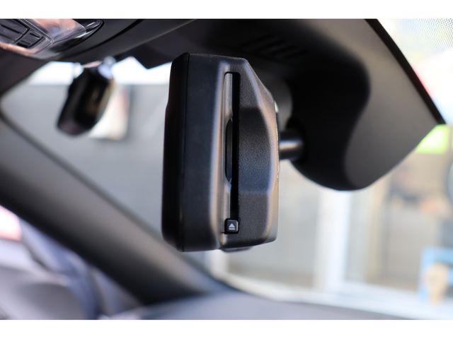 BMW Z4 2019 Image 31