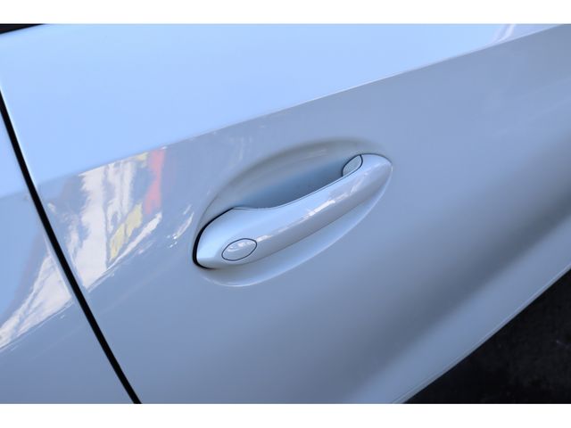 BMW Z4 2019 Image 31