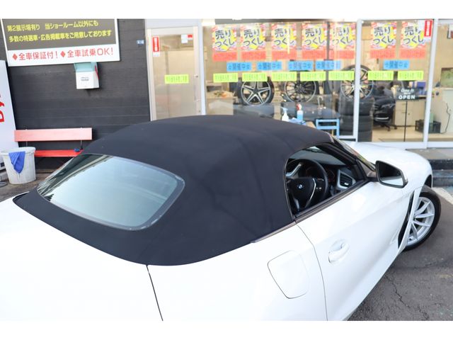 BMW Z4 2019 Image 31