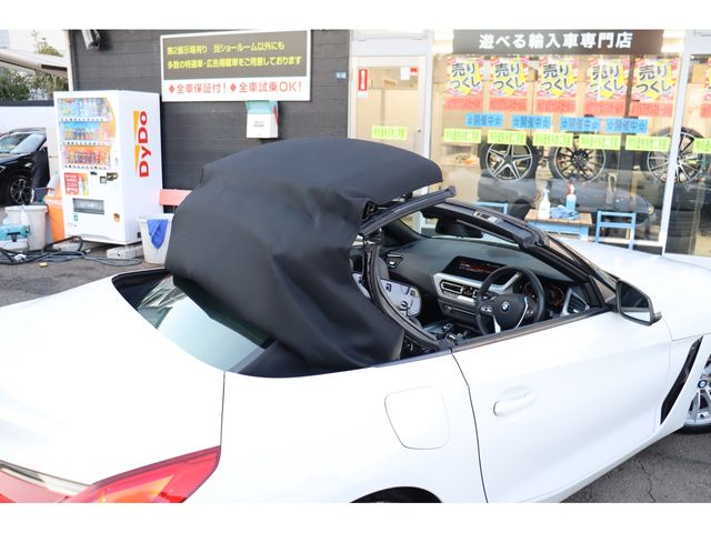 BMW Z4 2019 Image 31