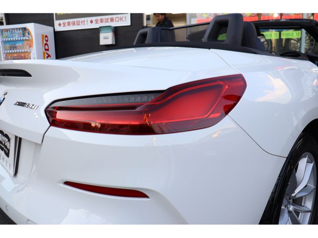 BMW Z4 2019 Image 31