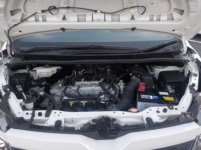 TOYOTA VOXY 2018 Image 31