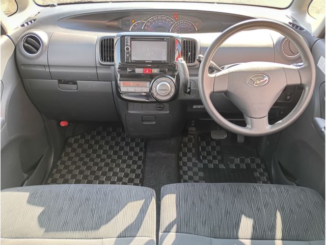 DAIHATSU TANTO 2013 Image 31