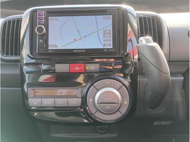 DAIHATSU TANTO 2013 Image 31