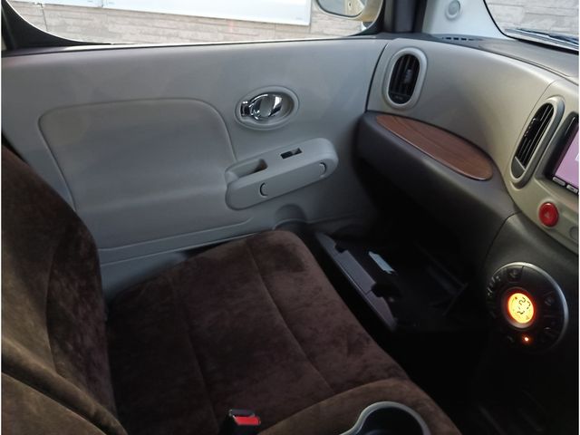 NISSAN CUBE 2010 Image 31