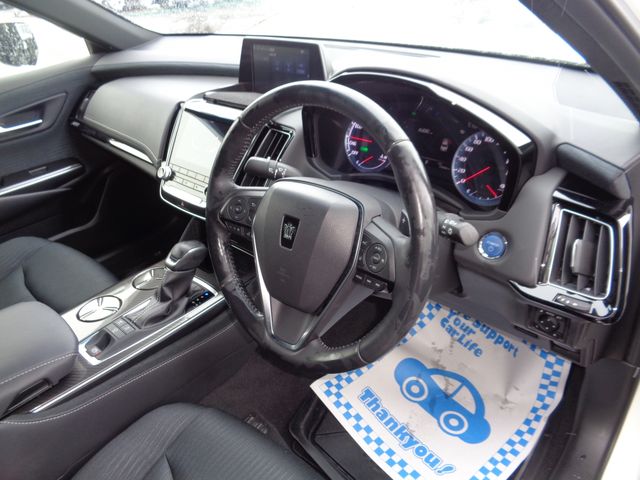 TOYOTA CROWN SEDAN HYBRID 2018 Image 31