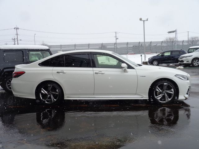 TOYOTA CROWN SEDAN HYBRID 2018 Image 31