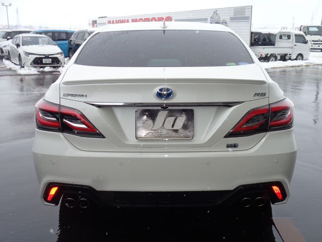 TOYOTA CROWN SEDAN HYBRID 2018 Image 31