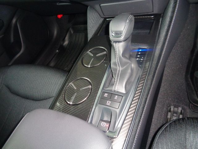 TOYOTA CROWN SEDAN HYBRID 2018 Image 31