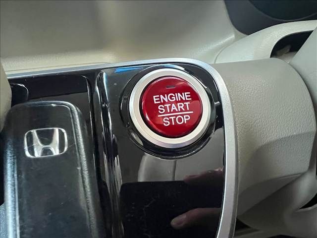 HONDA N BOX 2012 Image 31